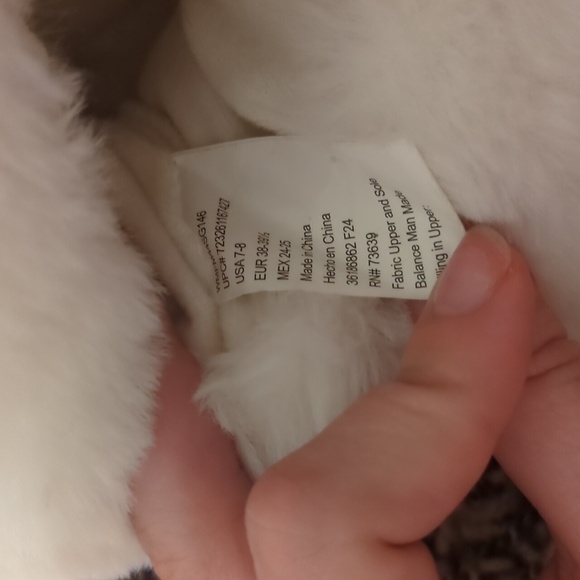 Feetmoji cute white brown tongue out corgi dog fuzzy house slippers - Picture 9 of 11